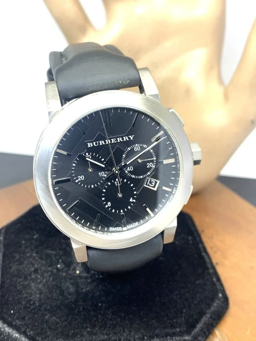 Burberry Men's Watch BU9356 Swiss Quartz Chronograph Black Dial Black Strap 42mm